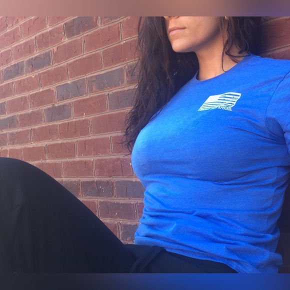 Combat Iron Apparel “SQUATS, DEADLIFTS, & FREEDOM” Unisex Tee | LIGHT BLUE - Picture 1 of 2